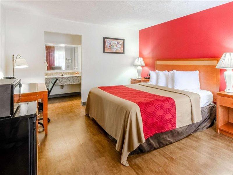 Econo Lodge Martinsville Exterior foto