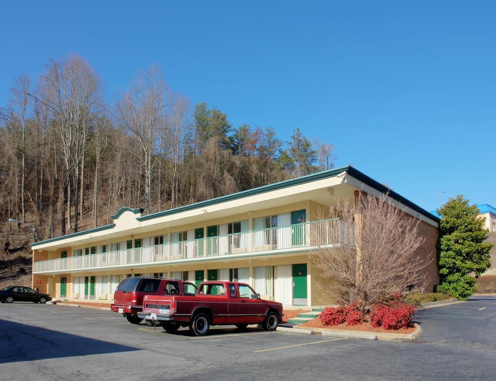 Econo Lodge Martinsville Exterior foto