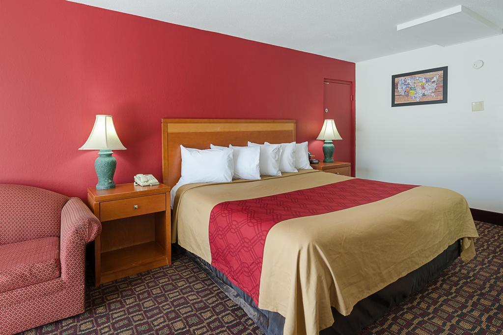 Econo Lodge Martinsville Exterior foto