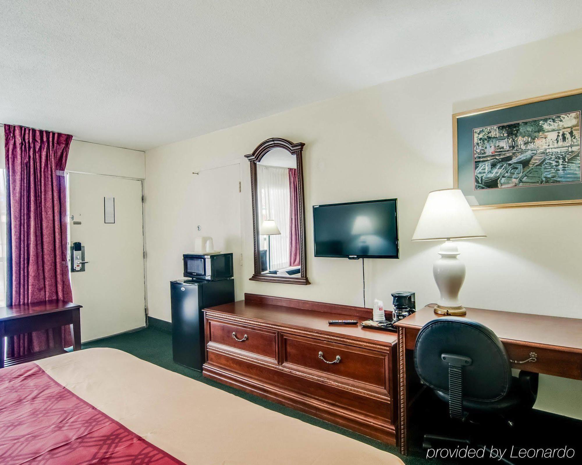 Econo Lodge Martinsville Exterior foto